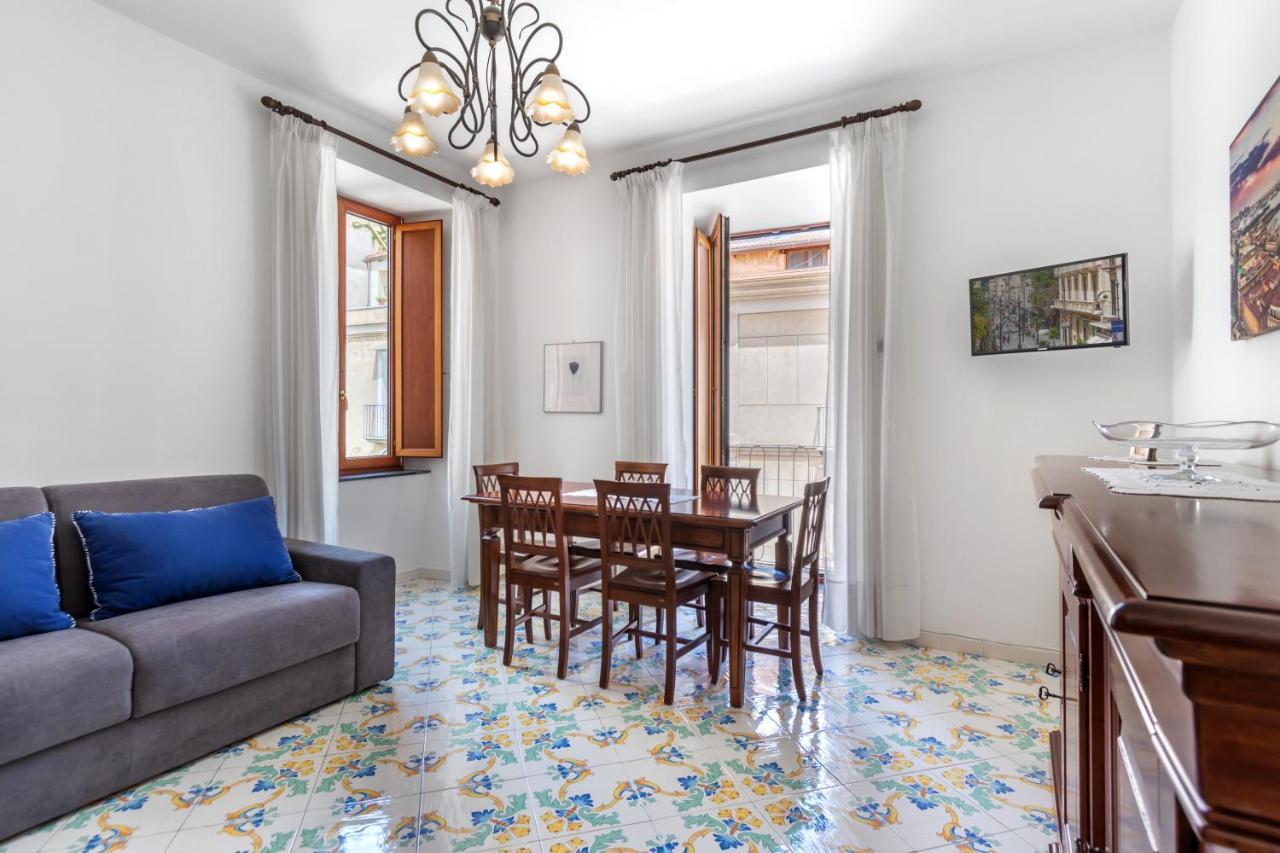Comfy Apt 4 Sleeps Right In The Centre Sorrento Exterior photo